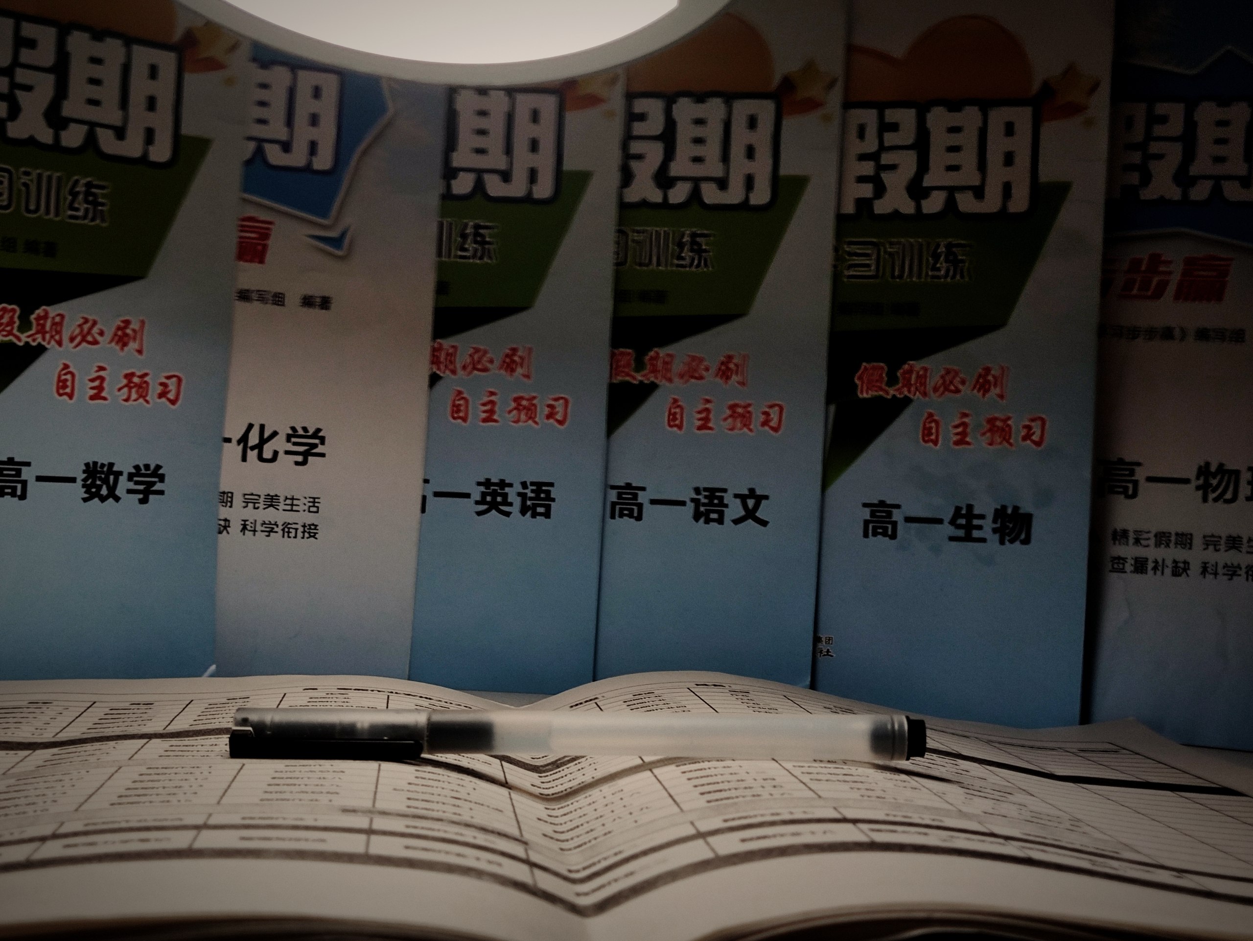 Forwarded from channel 杂鱼杂鱼池🐟:
> 可是我觉得这很神圣啊