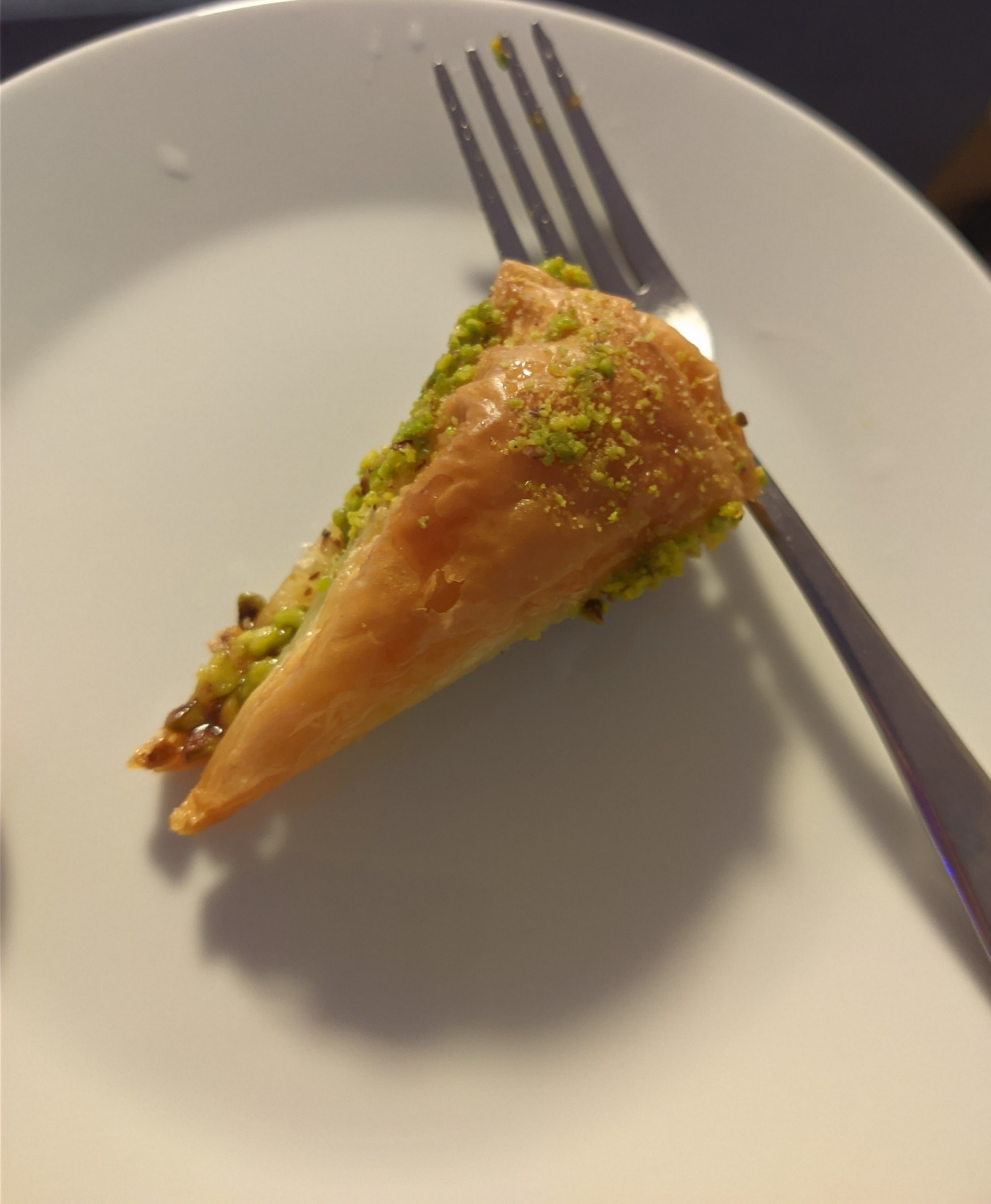 晚上刚吃Baklava 这一小块有十几克的添加糖（